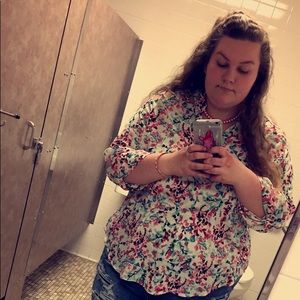 Meet your Posher, Chloe